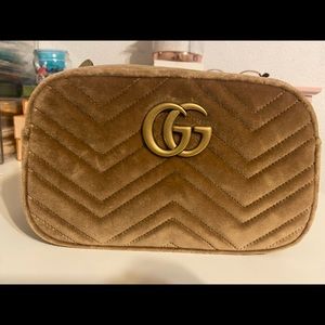 GG Marmont velvet small shoulder bag